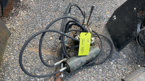 Hydraulic Cylinder w/Controls