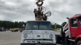 Ford  8000 Digger Derrick