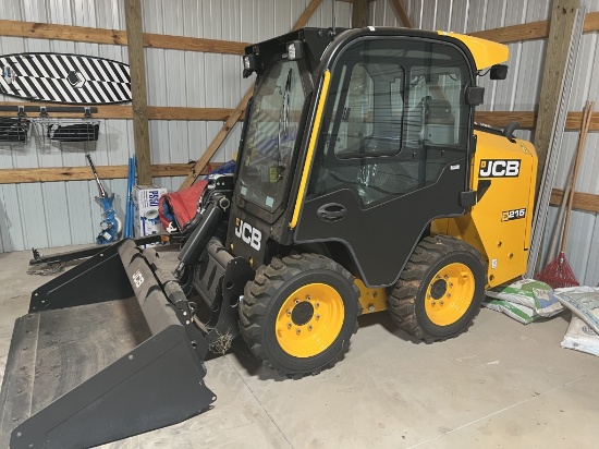 2021 JCB 215 Skid Steer with 3 +/- hours