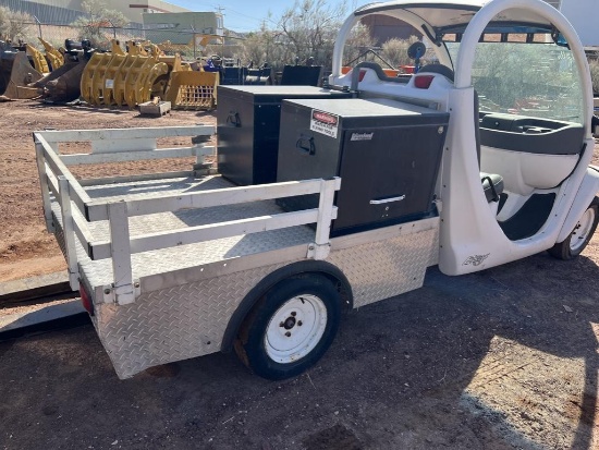 2002 GEM Electric Vehicle with Flatbed