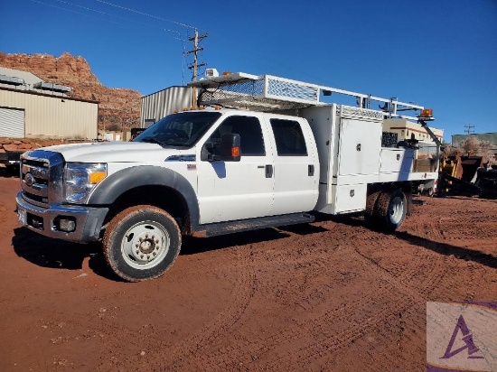 2011 Ford F-550 4x4 Crew Cab Pickup w/ Remote Start, Honda Generator, V10 Gas Engine