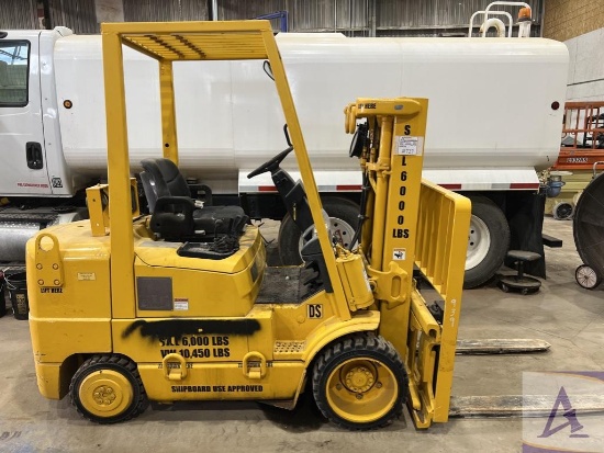 Hyster 560XMG Forklift, 6,000# Capacity, Only 2,322 Hours!
