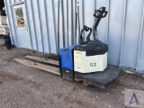 Crown PE 3520-80 Pallet Jack Forklift