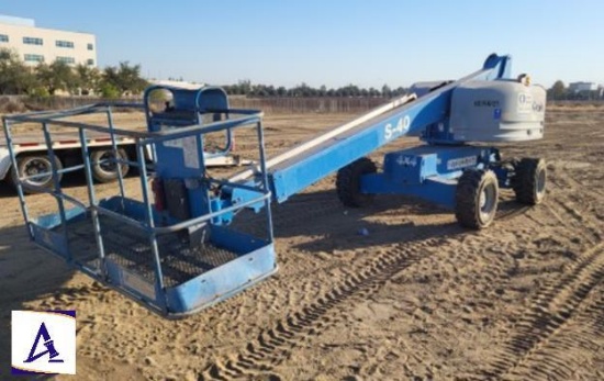 2015 Genie S-40 Boom Lift - 46' Max Height - 500lb Lift Capacity