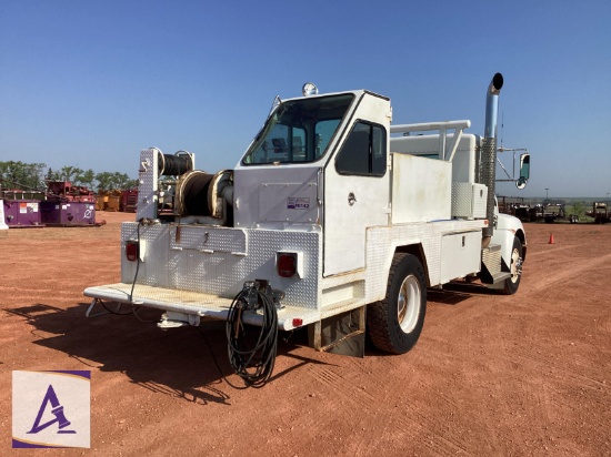 2010 Kenworth T370 Hydrotesting Truck - Paccar PX-6 Diesel Engine - Eaton Fuller Transmission