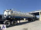 2006 Troxell 130-BBL Transport Trailer - Hose Troughs - Toolboxes - Walkway - NICE!