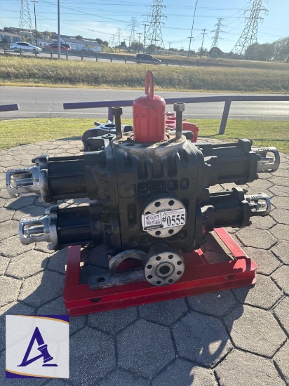 Shaffer 7 1/16'' Double Hydraulic BOP - BOP Stump