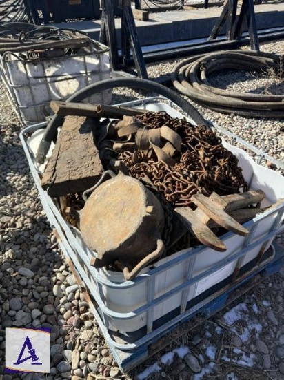 Tote Shell with Chain, Rig Parts
