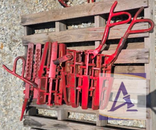 2 - Drill Collar Slips