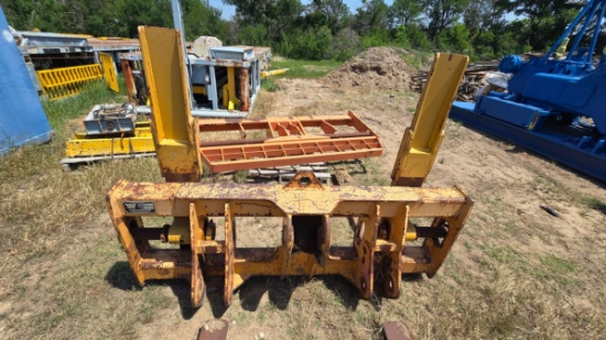 WICKER MACHINE CO WHEEL LOADER FORK ATTACHMENT