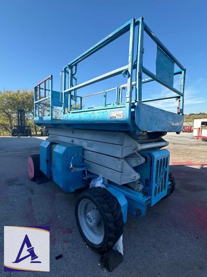 Genie GS-4390 Scissor Lift