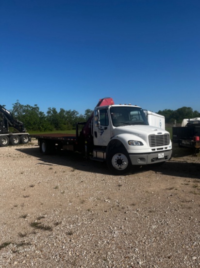 2013 FREIGHTLINER BUSINESS CLASS M2 106