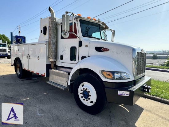 2011 PETERBILT 337 SERVICE TRUCK