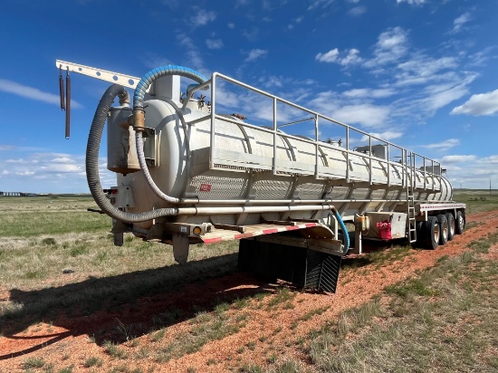 2013 Dragon 200 BBL Tank Trailer