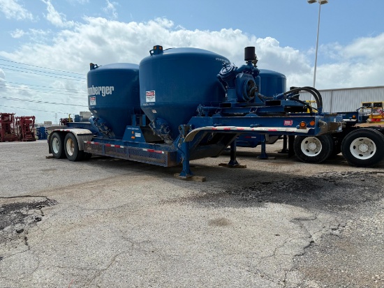 1982 Clark DDT Bulk Trailer