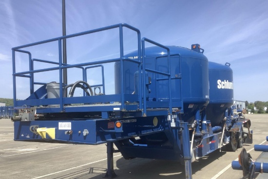 Clark DDT Bulk Trailer