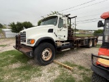 2007 Mack CV713 Pole Truck