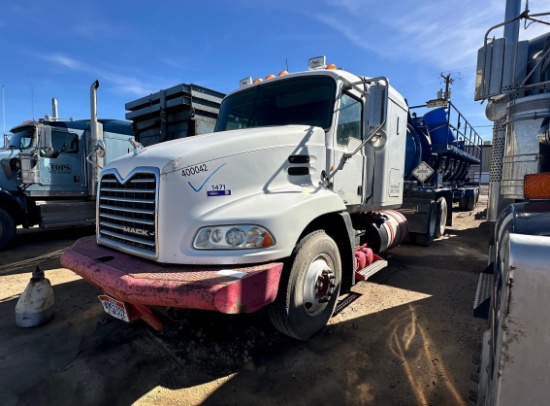 2011 Mack Sleeper Cab