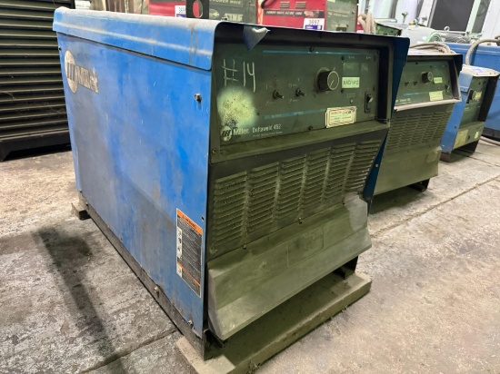 Miller Deltaweld 452 Industrial MIG Welder