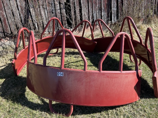 Horse Feeder