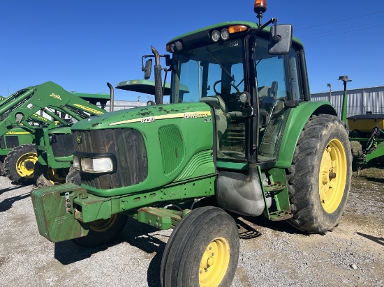 2005 John Deere 6220 Tractor
