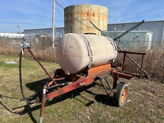 300 Gallon Sprayer,Pull type