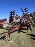 Case IH 340 True Tandem Hydraulic Fold Harrow