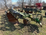 John Deere 2600 5 Bottom, semi Mounted Plow