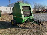 John Deere 566 Round Baler