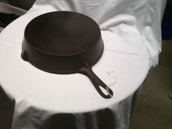 Erie 9" Skillet