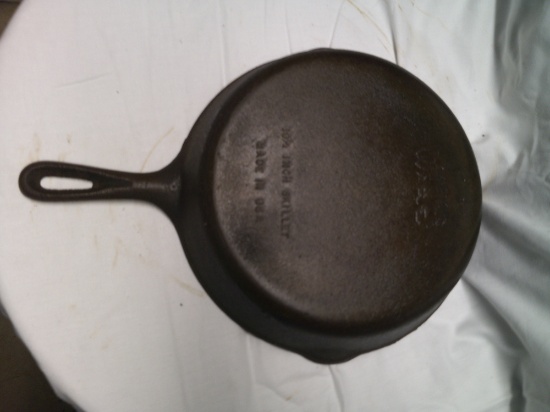 Wagnerware 10 ½ “ Skillet