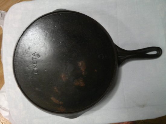 Oneta 9” Skillet