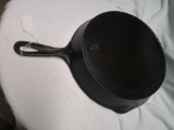 Sidney 8” Erie Skillet