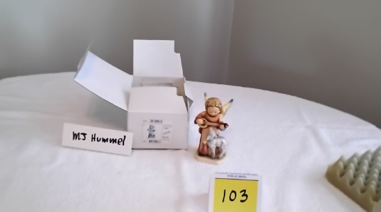 M.I. HUMMEL FIGUREINE #1283