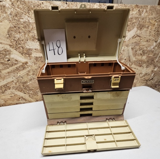 TACKLE BOX