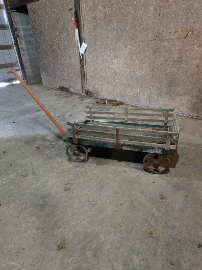 2X4 WAGON VINTAGE NO SHIPPING