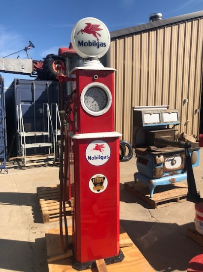 Mobil Gas Pump