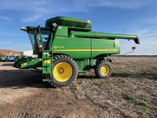 2011 John Deere 9770 Combine