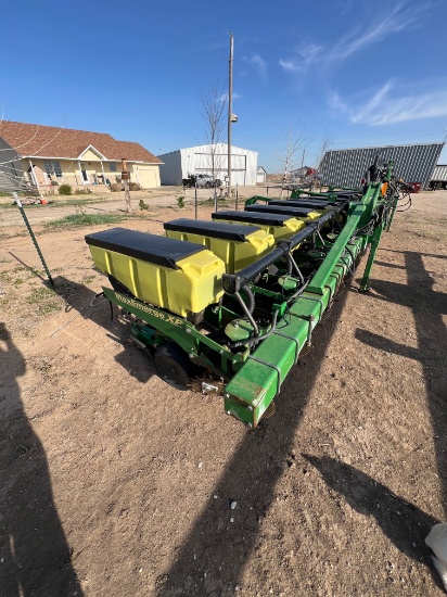 2007 John Deere 1720 Planter