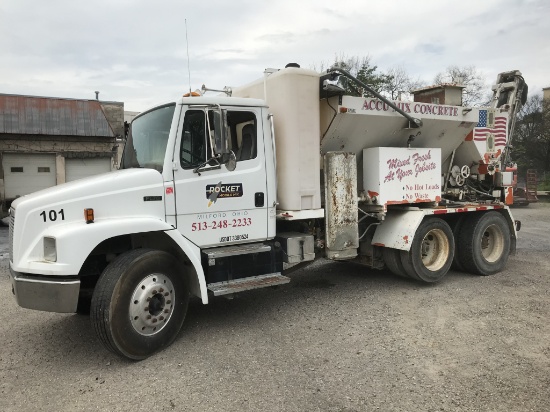 2003 FREIGHTLINER 5CYD VOLUMETRIC PORTABLE CONCRETE MIXER. VIN: 1FVABTAK33DK54335. MILEAGE: 113,626.