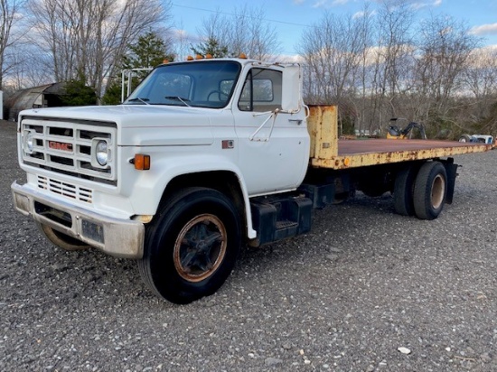 1987 GMC TRUCK WITH ROLL BACK