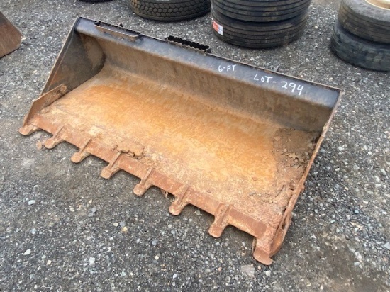 SKID LOADER BUCKET 6'