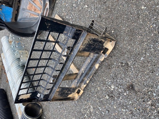 Pallet Forks Bobcat Hookup
