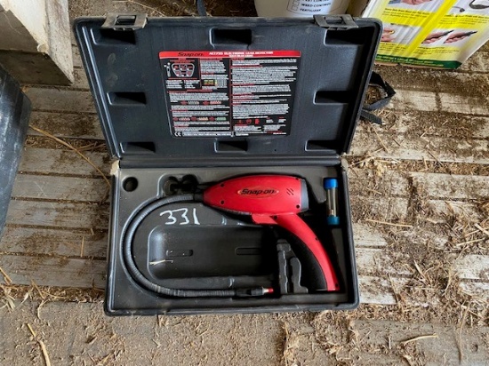 SNAP ON LEAK DETECTOR