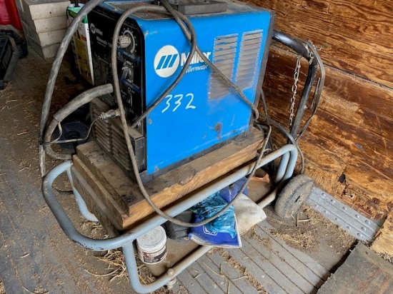 MILLER WELDER MODEL 130XP