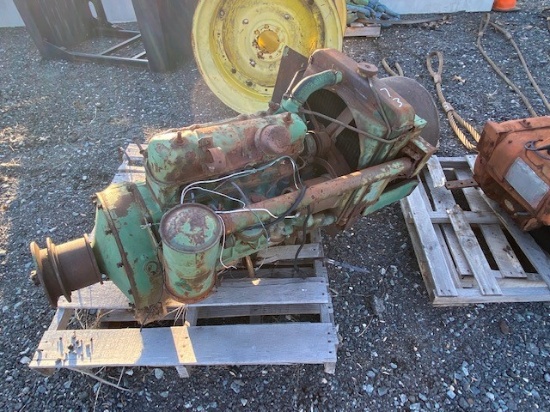 JOHN DEERE 4CYL GAS ENGINE