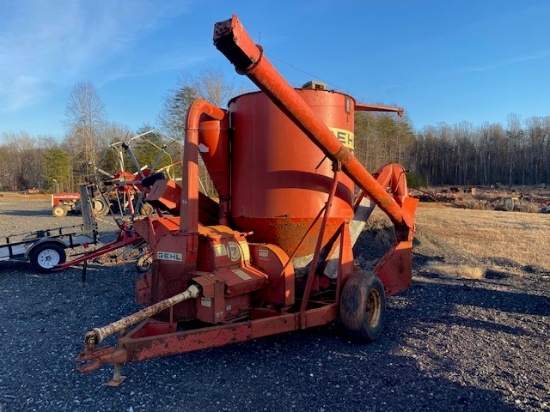 GEHL 95 FEED MILL