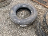 TIRE 11R 24.5