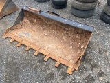 SKID LOADER BUCKET 6'
