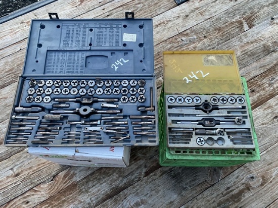 Tap and die set